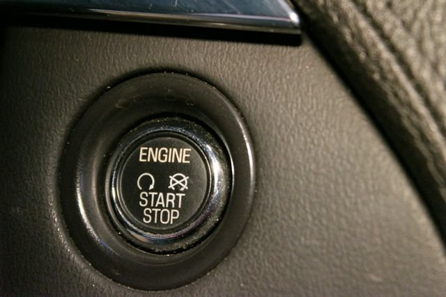 Used 2013 Lincoln MKS AWD image 24