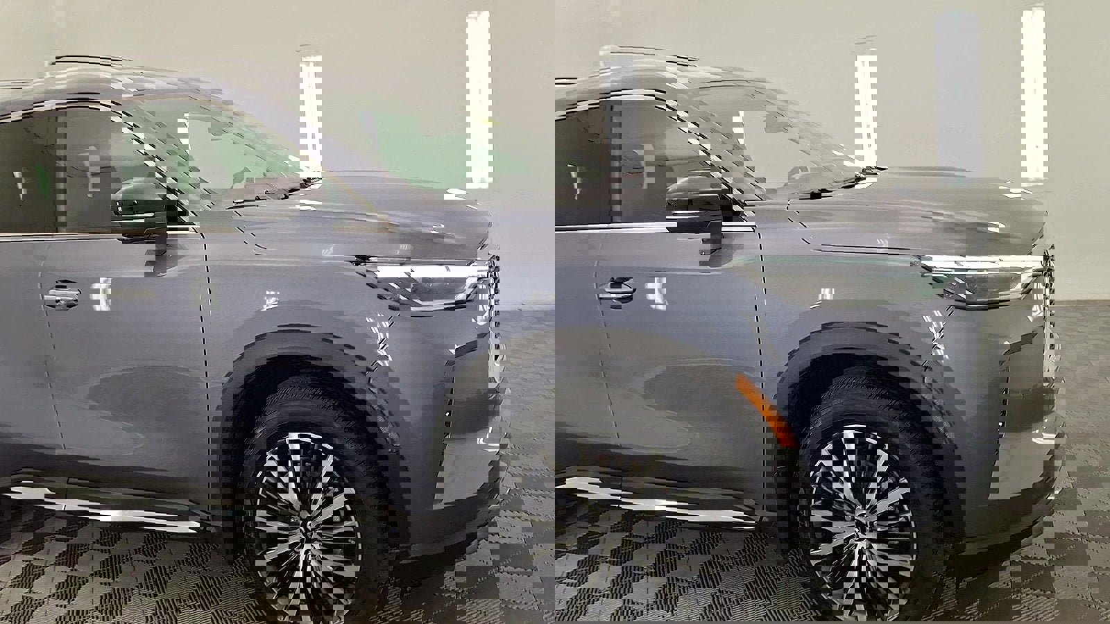 Used 2023 INFINITI QX60 Sensory w/ Cargo Package image 6