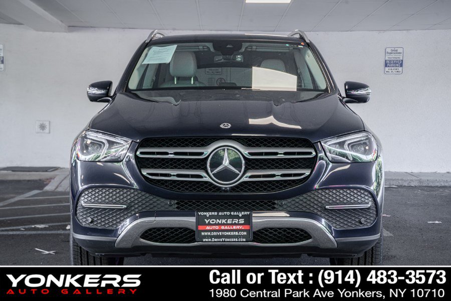 Used 2022 Mercedes-Benz GLE 350 4MATIC w/ Premium Package image 3
