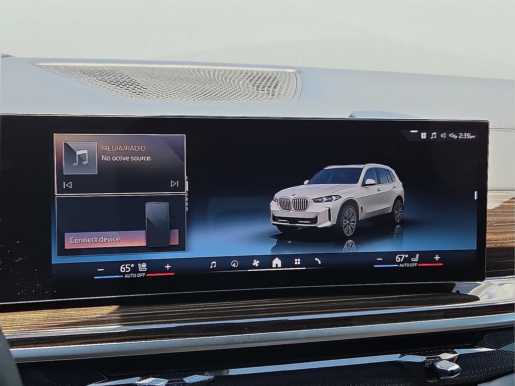 Used 2025 BMW X5 xDrive40i w/ Premium Package AWD/4WD image 19