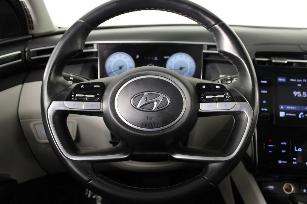 Certified 2022 Hyundai Tucson SEL w/ Convenience + Premium Package AWD/4WD image 10