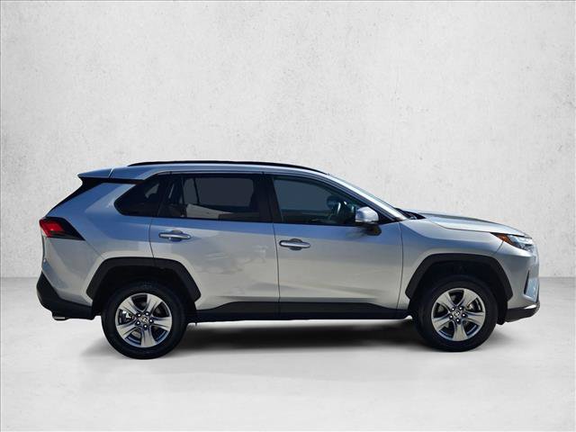 Used 2024 Toyota RAV4 XLE AWD/4WD image 4