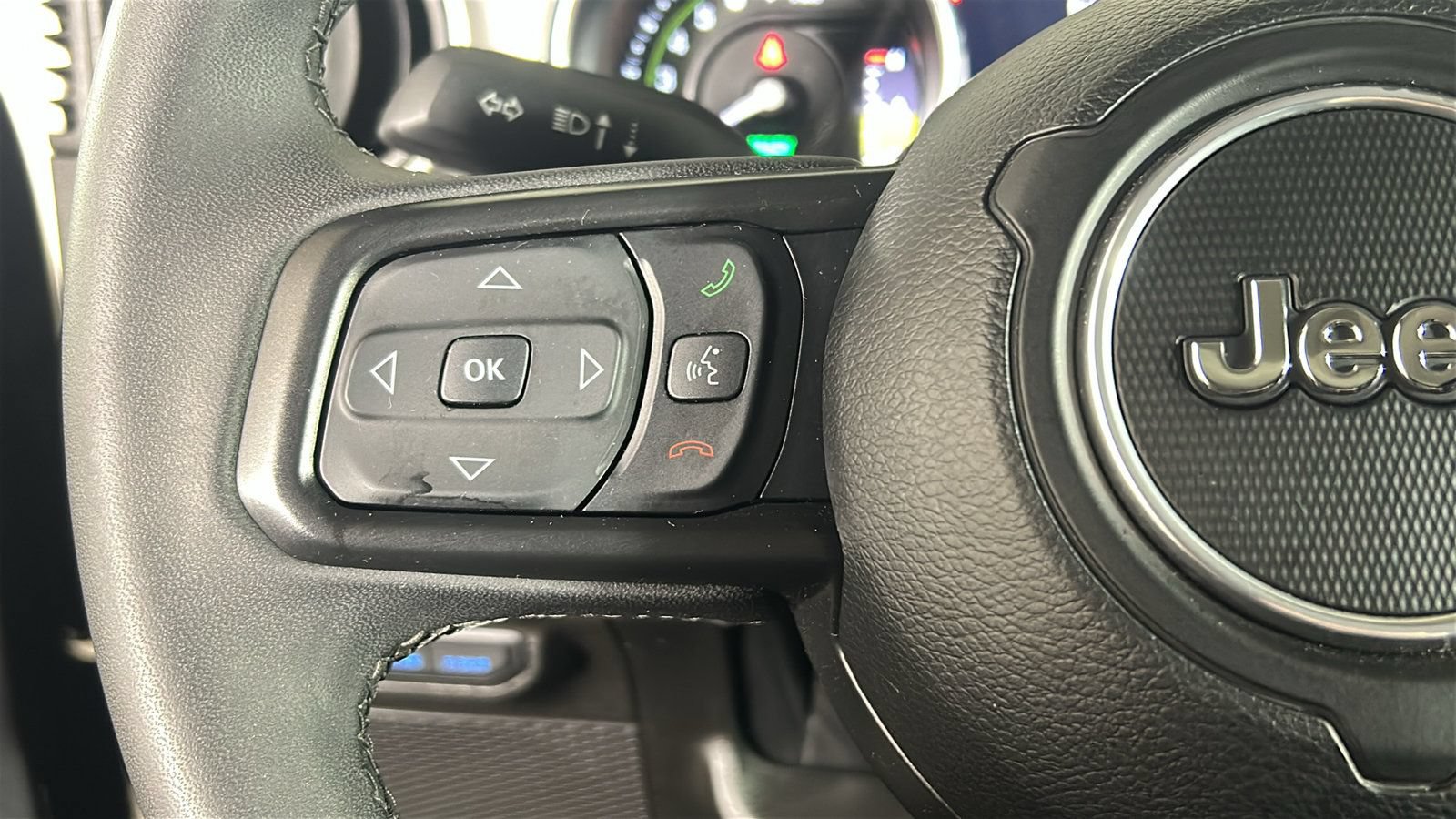 Used 2023 Jeep Wrangler Unlimited AWD/4WD image 18