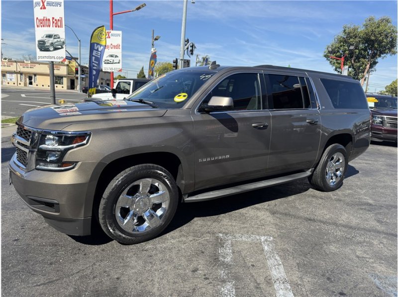 Used 2016 Chevrolet Suburban LT image 53