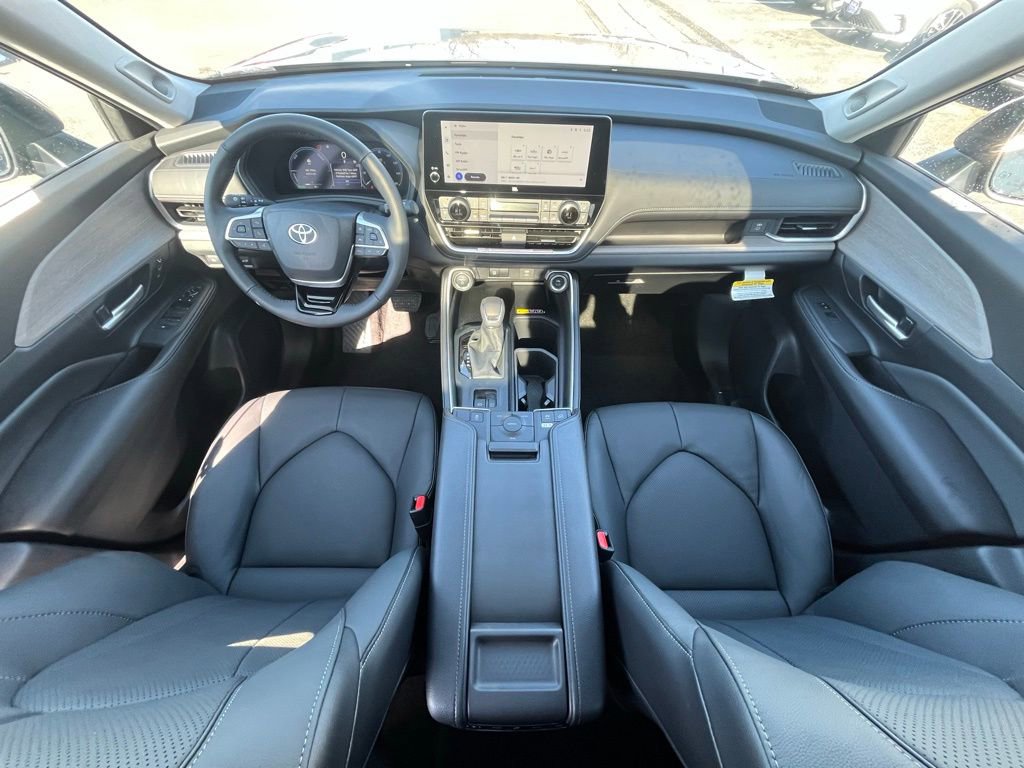 Used 2026 Toyota Grand Highlander Limited image 13