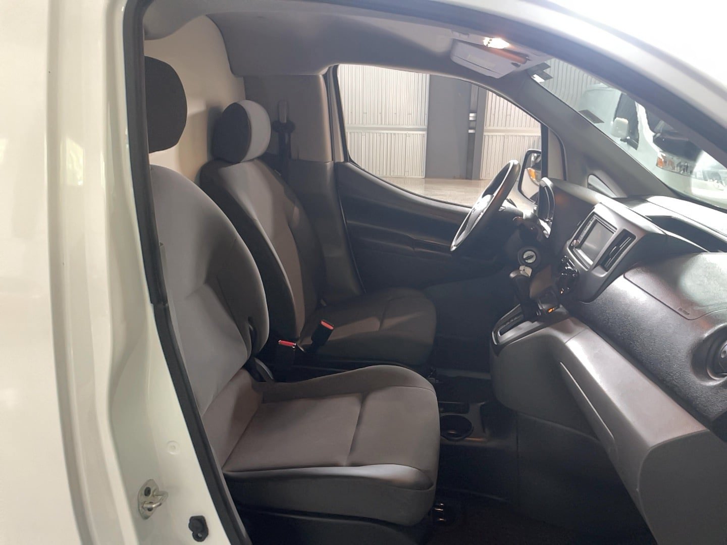 Used 2021 Nissan NV200 S FWD image 11