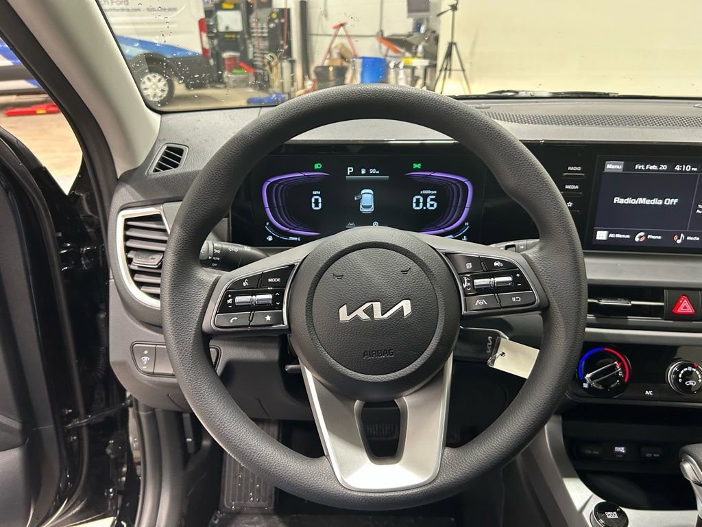 New 2026 Kia Seltos LX image 13