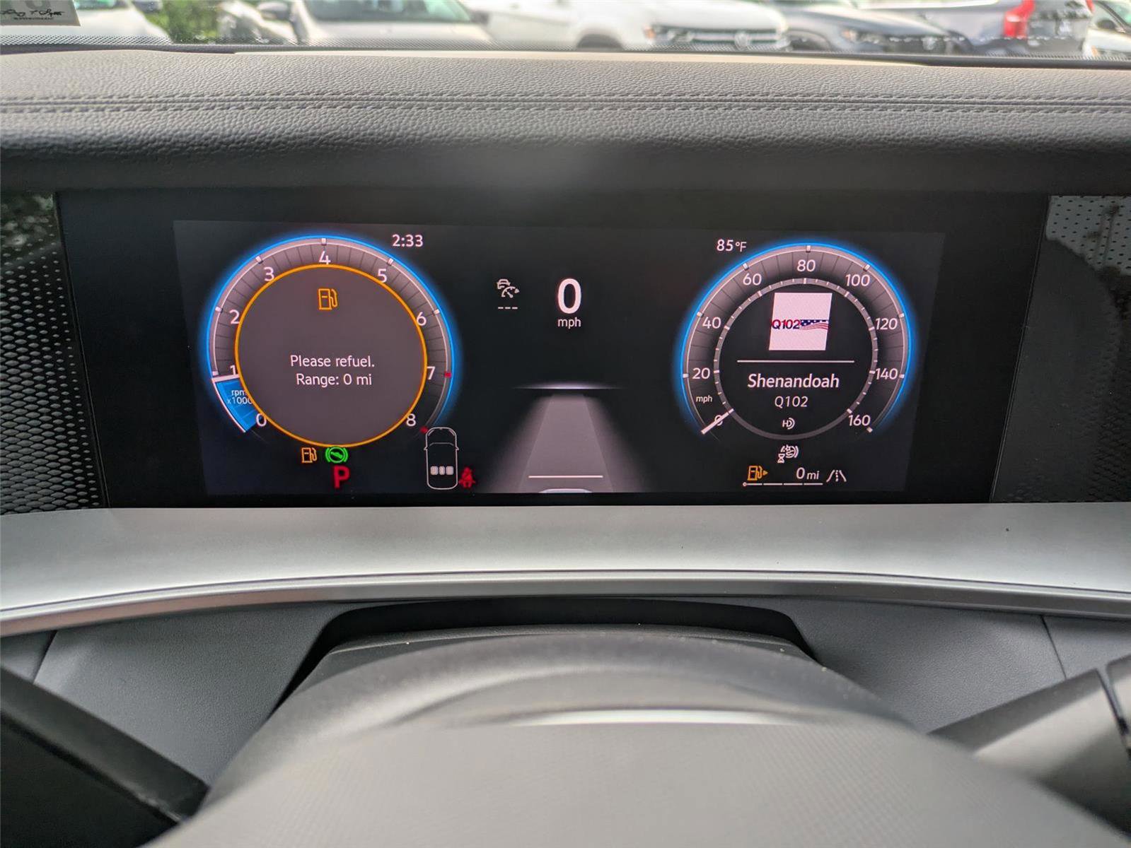 New 2025 Volkswagen Tiguan SE R-Line image 12