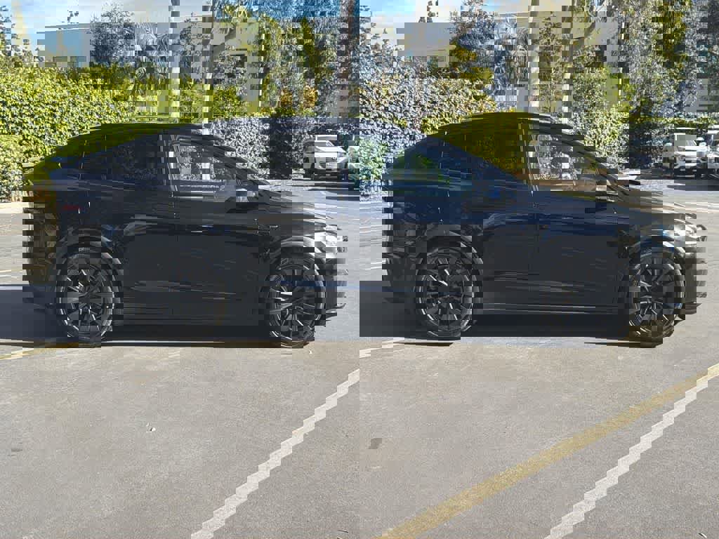 Used 2022 Tesla Model X image 7