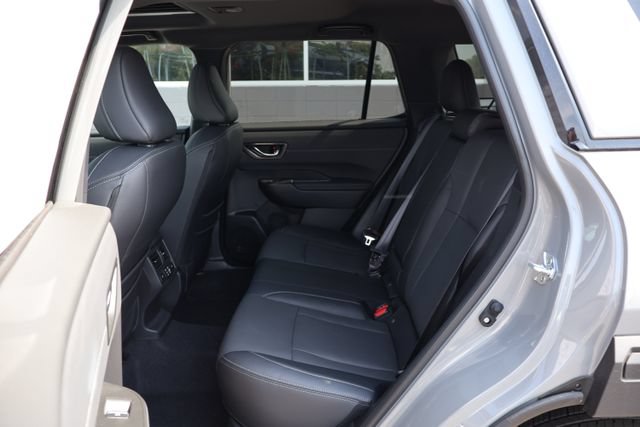 New 2026 Subaru Outback Touring AWD/4WD image 18
