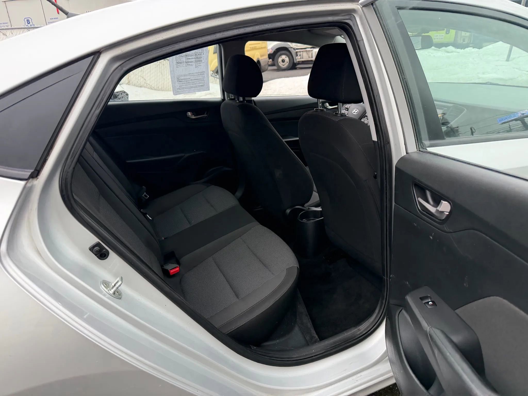 Used 2020 Hyundai Accent SE FWD image 28