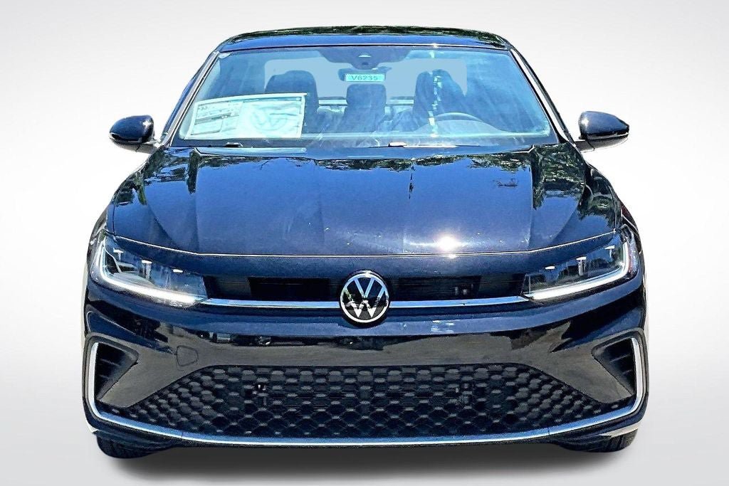 New 2026 Volkswagen Jetta SE FWD image 2