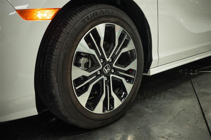Used 2026 Honda Odyssey Elite image 3