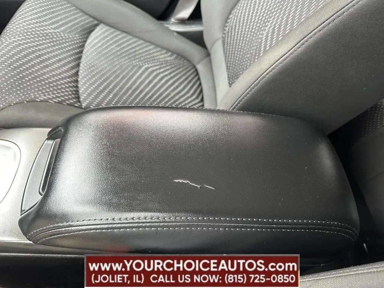Used 2020 Dodge Journey SE FWD image 15