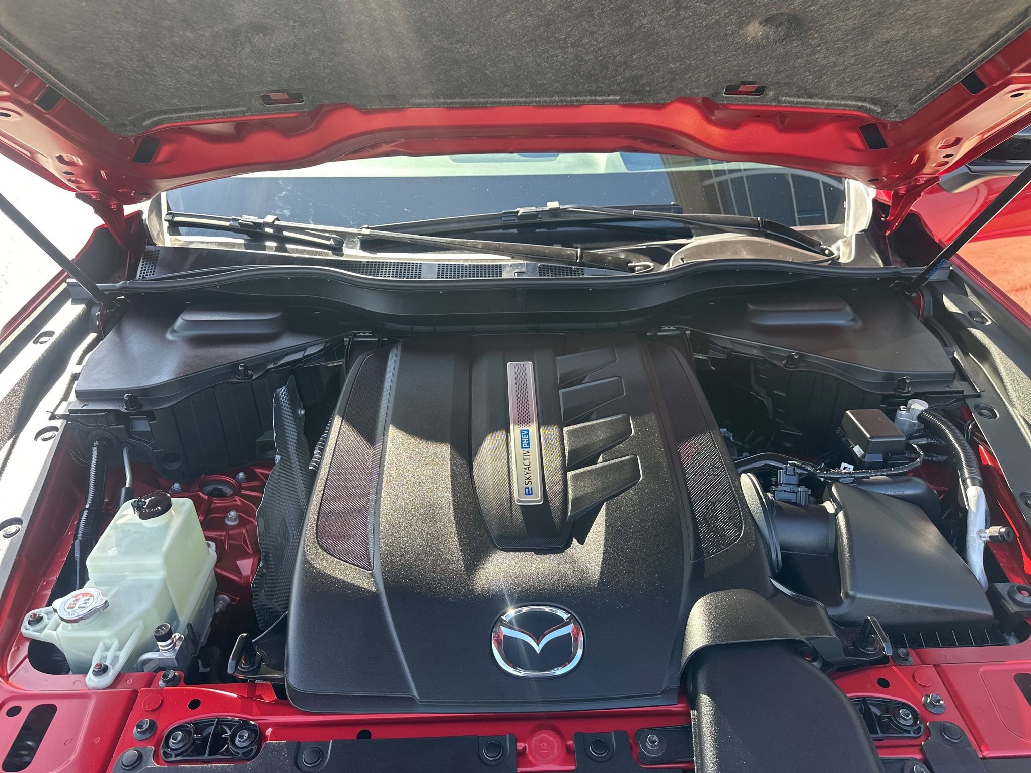 Used 2025 MAZDA CX-70 Plug-In Hybrid w/ Premium Pkg image 27