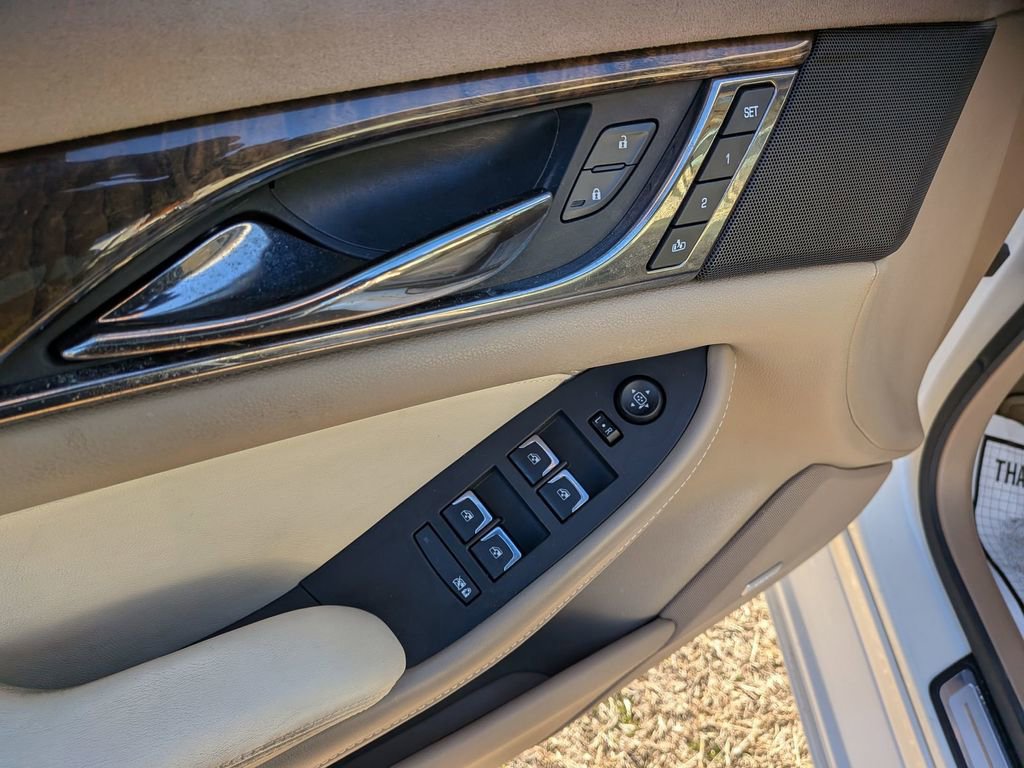 Used 2014 Cadillac CTS Luxury image 10
