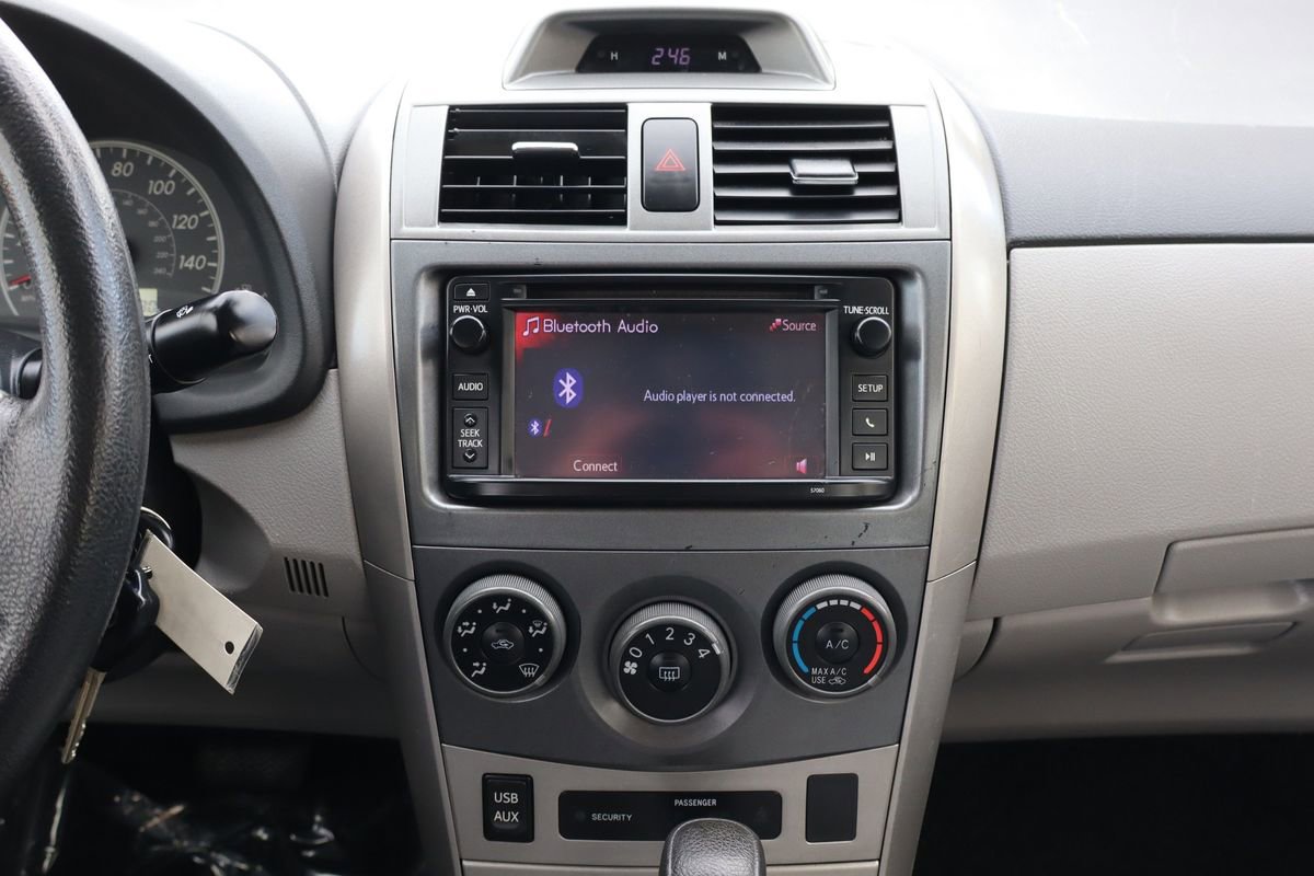 Used 2013 Toyota Corolla LE w/ Protection Pkg image 33