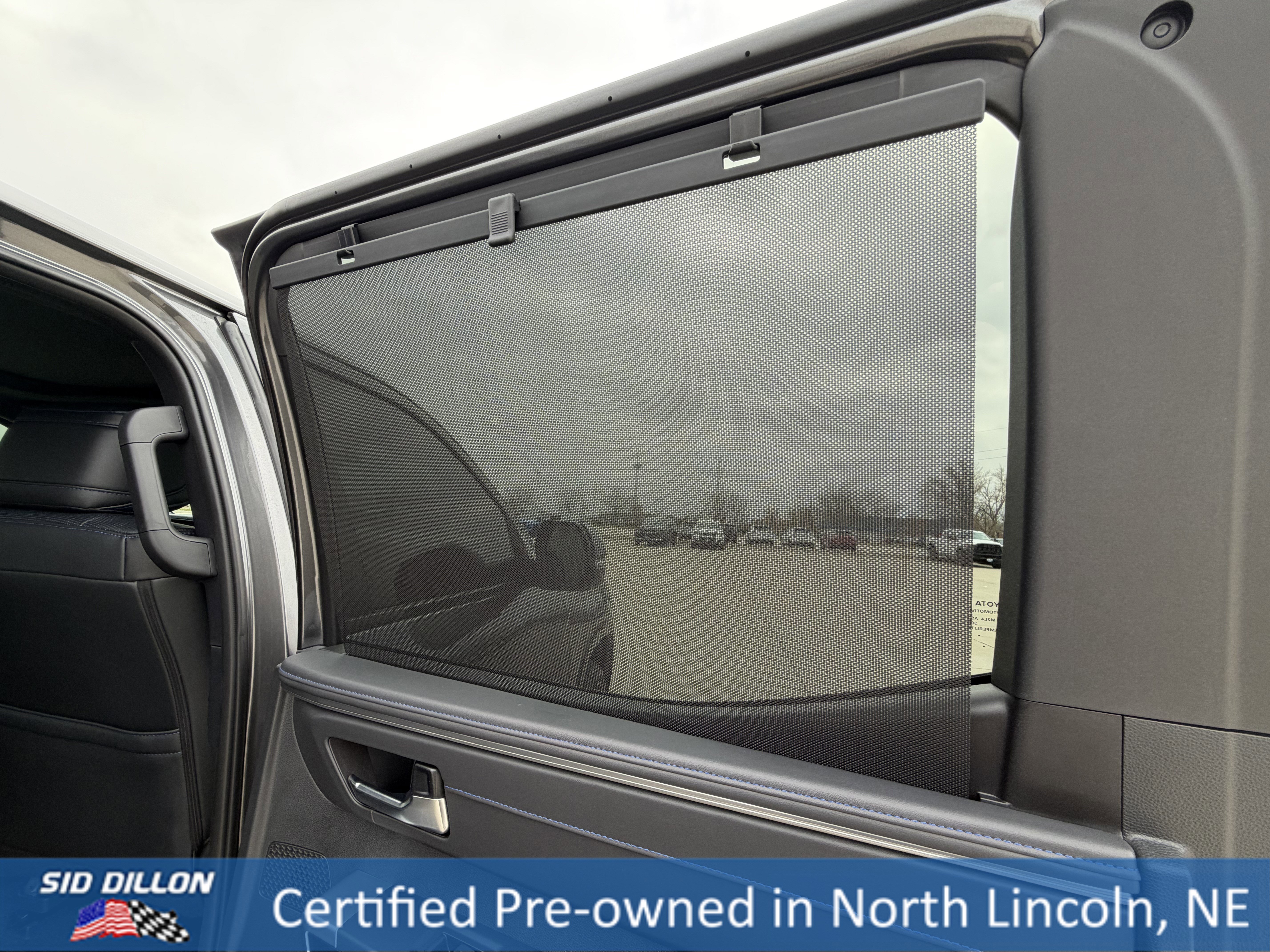 Used 2025 Toyota Tundra Limited image 25