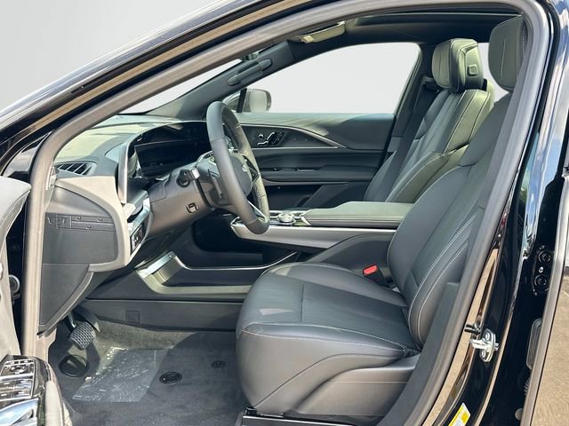 Used 2025 Cadillac Lyriq Luxury image 10