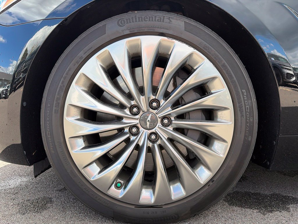 Used 2017 Genesis G90 3.3T Premium AWD/4WD image 21