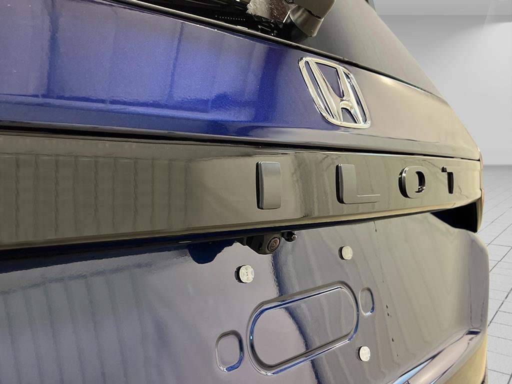 New 2025 Honda Pilot EX-L image 6