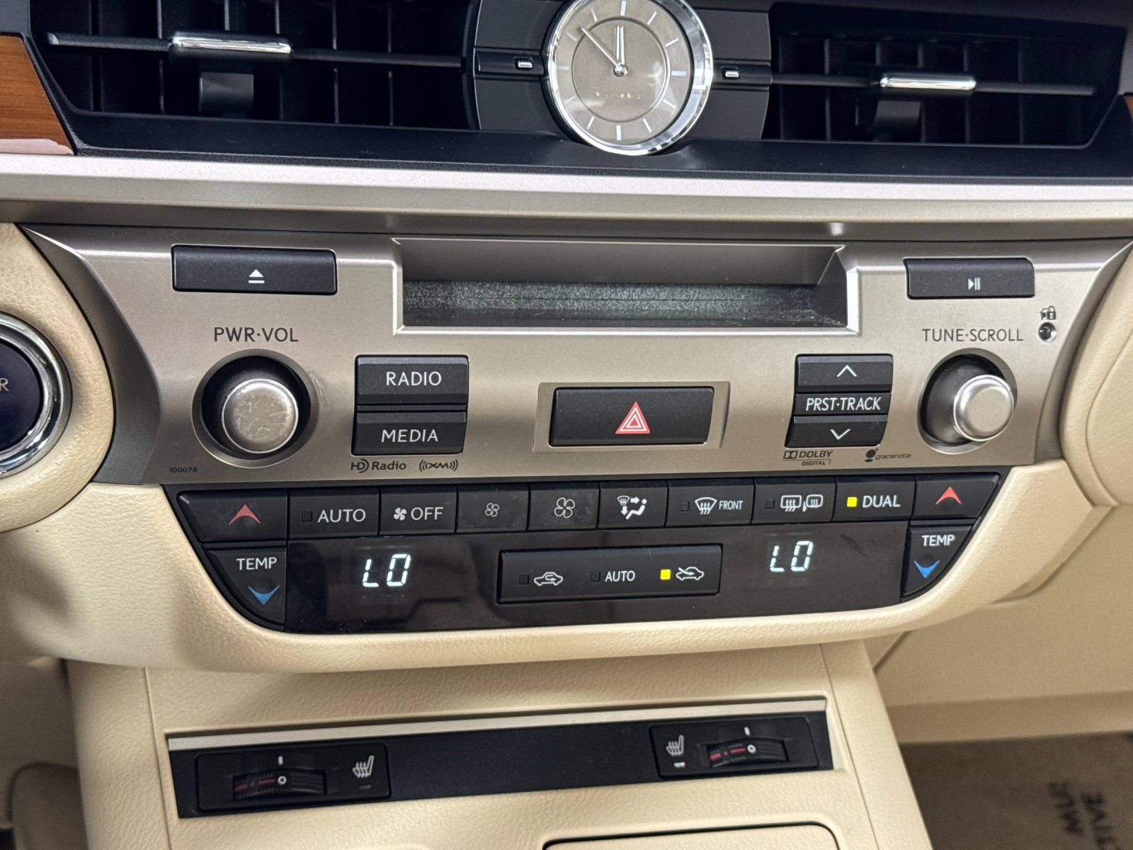 Used 2013 Lexus ES 300h w/ Premium Pkg FWD image 20