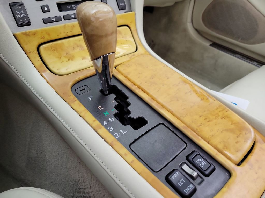 Used 2002 Lexus SC 430 Convertible RWD image 15
