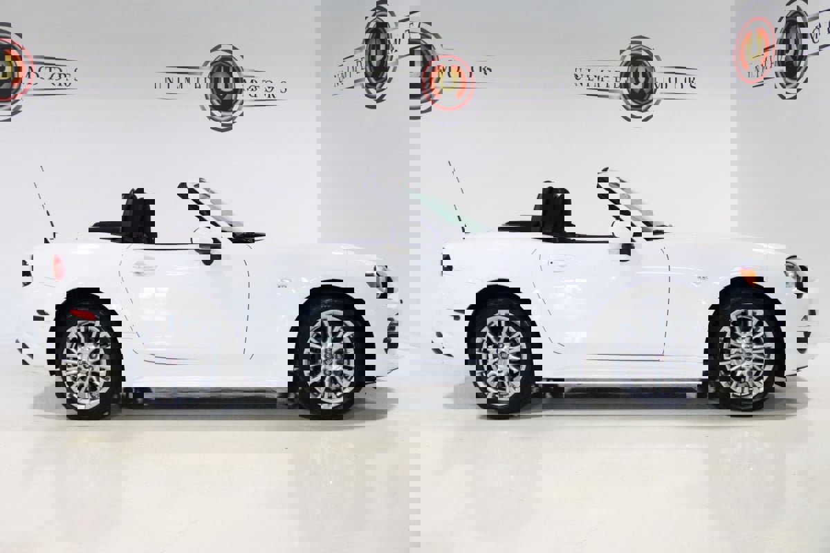 Used 2017 FIAT 124 Spider Classica image 29