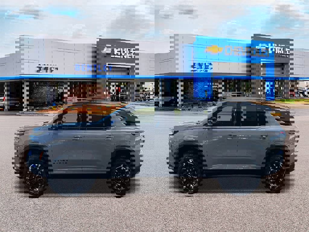 New 2026 Chevrolet Traverse Z71 w/ Enhanced Driving Package image 2