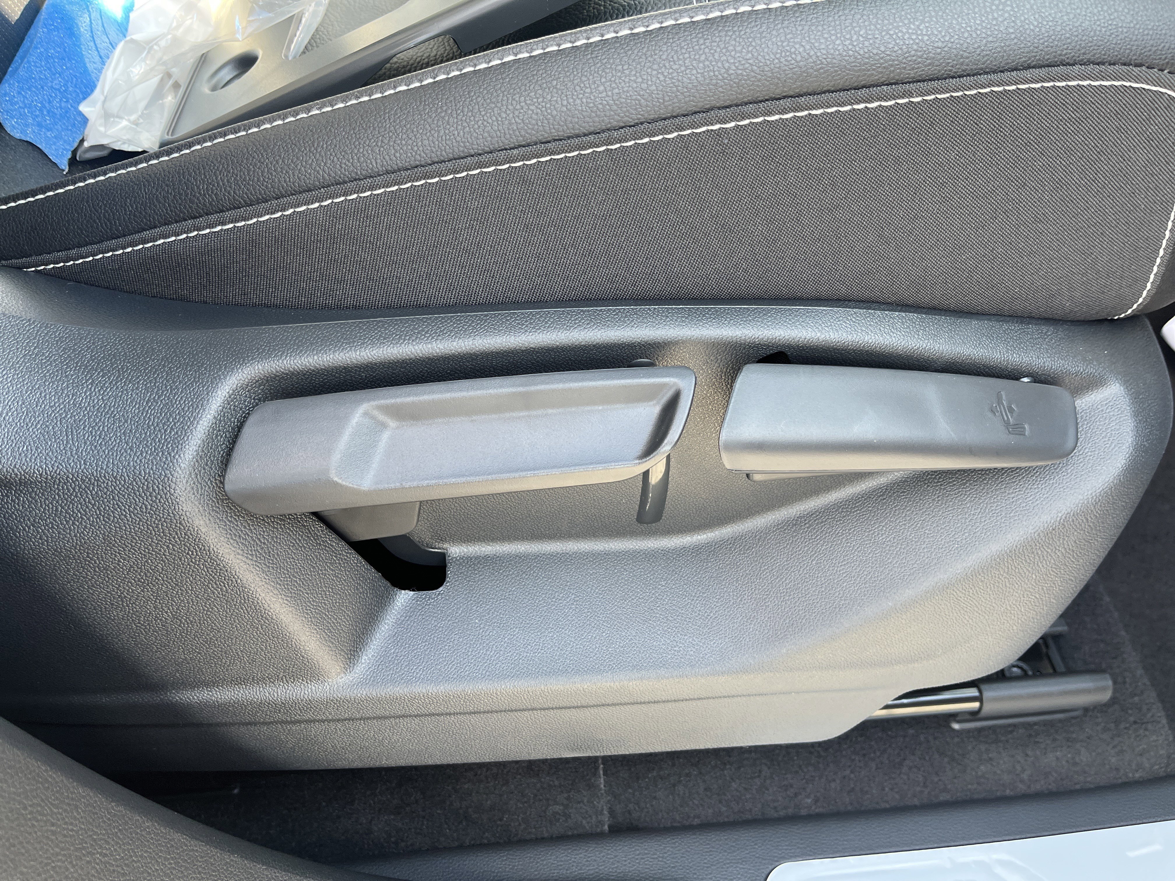 New 2026 Volkswagen Atlas SE image 16