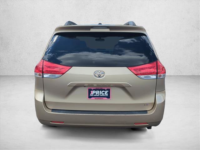 Used 2012 Toyota Sienna LE FWD image 7