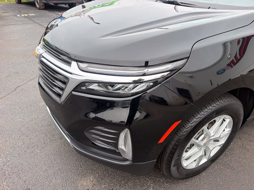 Used 2023 Chevrolet Equinox LT w/ Driver Convenience Package FWD image 14