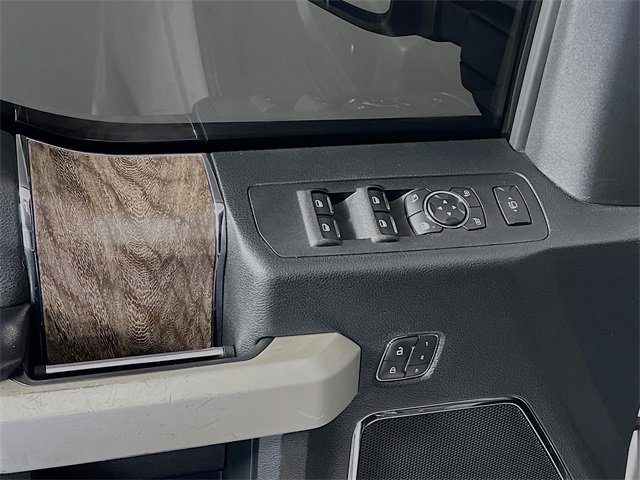 Used 2019 Ford F350 Lariat w/ Lariat Ultimate Package image 12