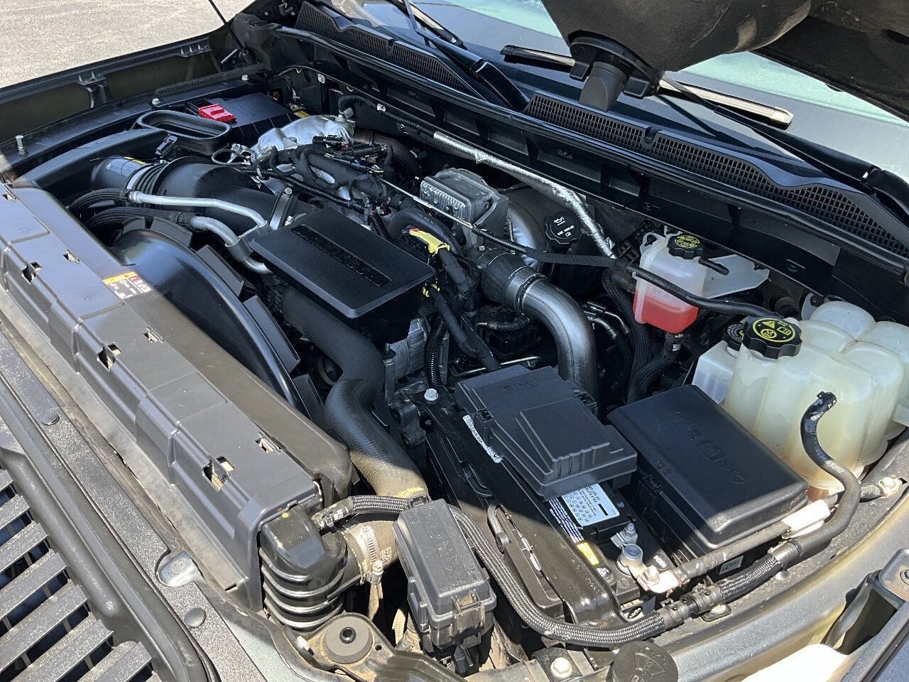 Used 2021 GMC Sierra 2500 Denali w/ Denali Ultimate Package AWD/4WD image 39