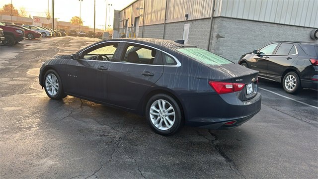Used 2018 Chevrolet Malibu LT image 9