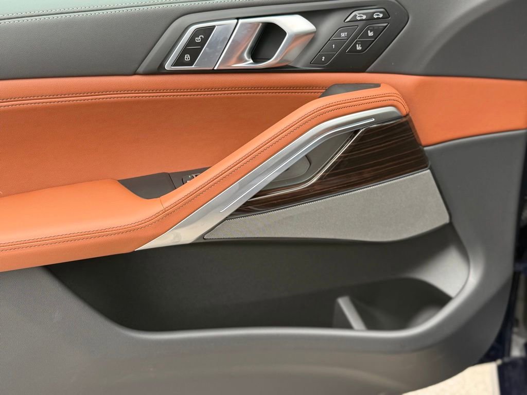 New 2027 BMW X6 xDrive40i AWD/4WD image 16