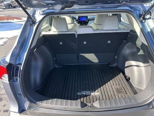 Used 2024 Toyota Corolla Cross L image 8