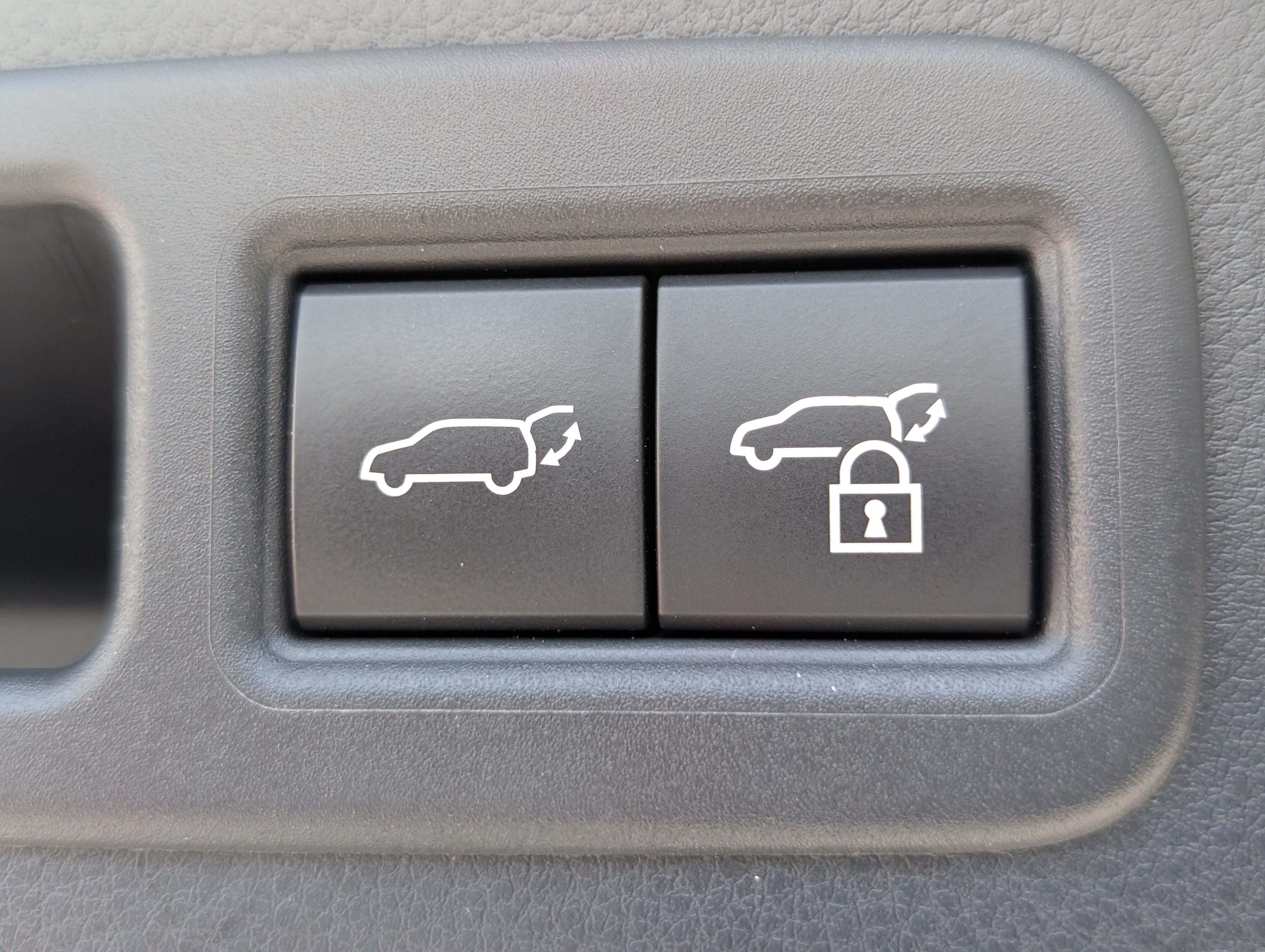 Used 2023 Lexus RX 350 F Sport w/ Accessory Package AWD/4WD image 15