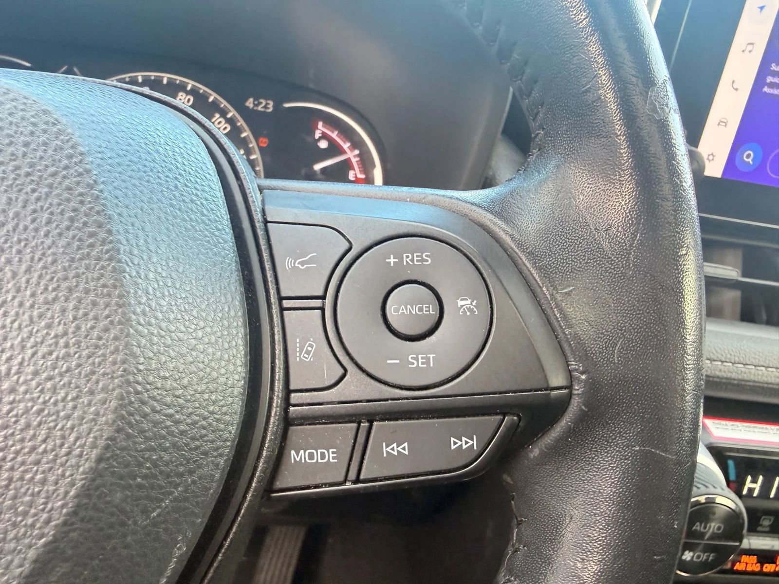 Used 2024 Toyota RAV4 XLE image 15