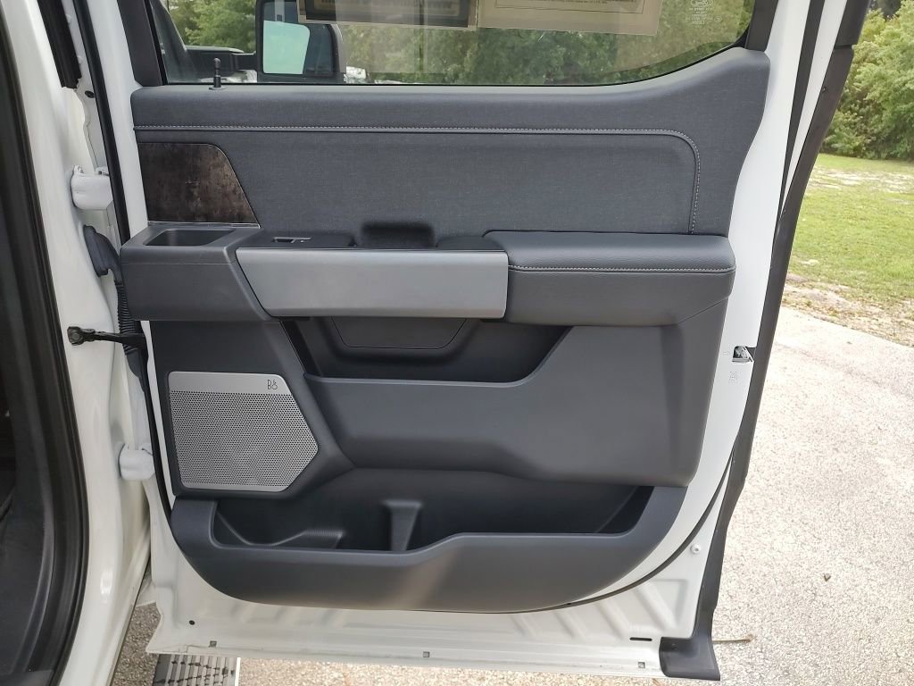 Used 2023 Ford F250 Lariat w/ Lariat Ultimate Package image 45