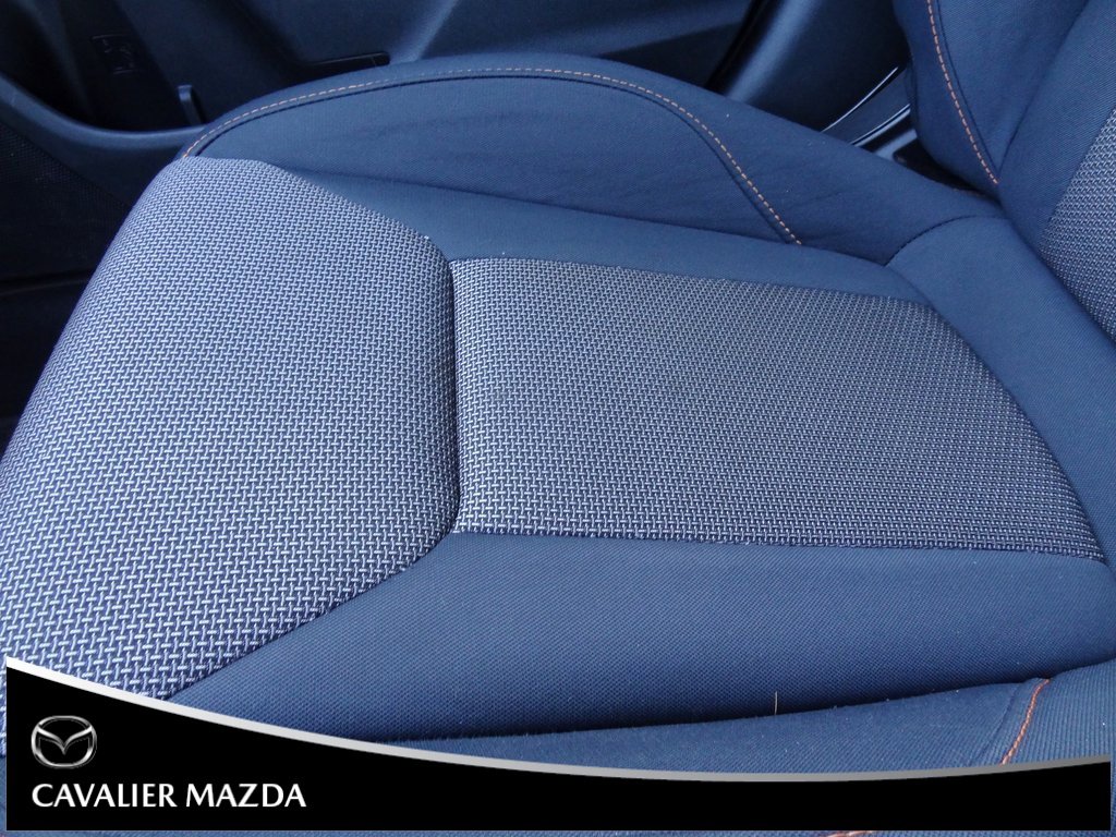 Used 2019 Subaru Crosstrek 2.0i Premium w/ Eyesight System image 34