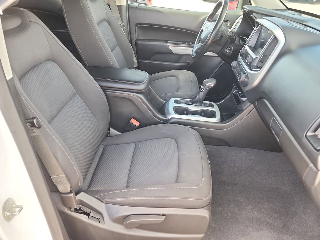 Used 2022 Chevrolet Colorado LT w/ LT Convenience Package AWD/4WD image 14