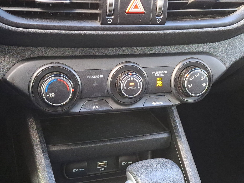 Used 2023 Kia Forte LXS image 29