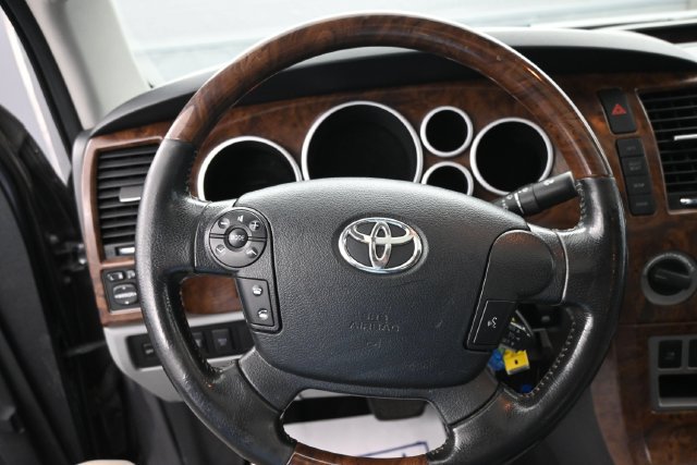 Used 2013 Toyota Tundra Platinum AWD/4WD image 12