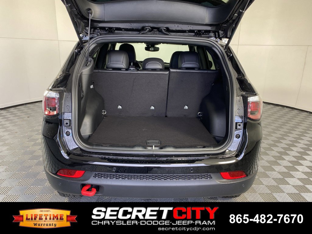 New 2026 Jeep Compass Trailhawk AWD/4WD image 30