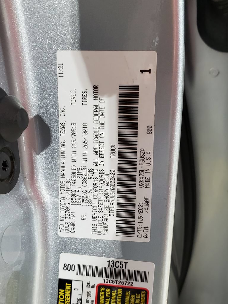 Used 2022 Toyota Tundra SR5 w/ Advanced Technology Package AWD/4WD image 43