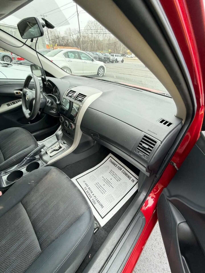 Used 2012 Toyota Corolla S image 9