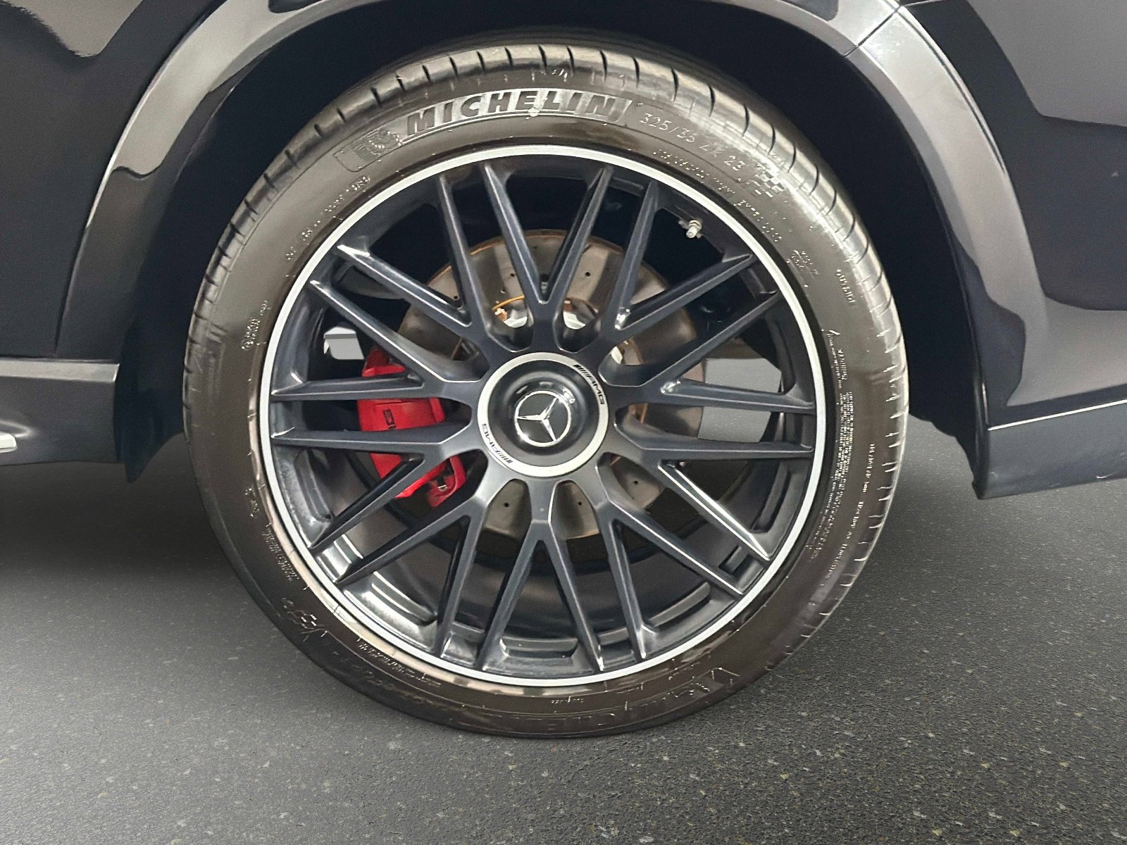 Used 2024 Mercedes-Benz GLS 63 AMG 4MATIC image 14