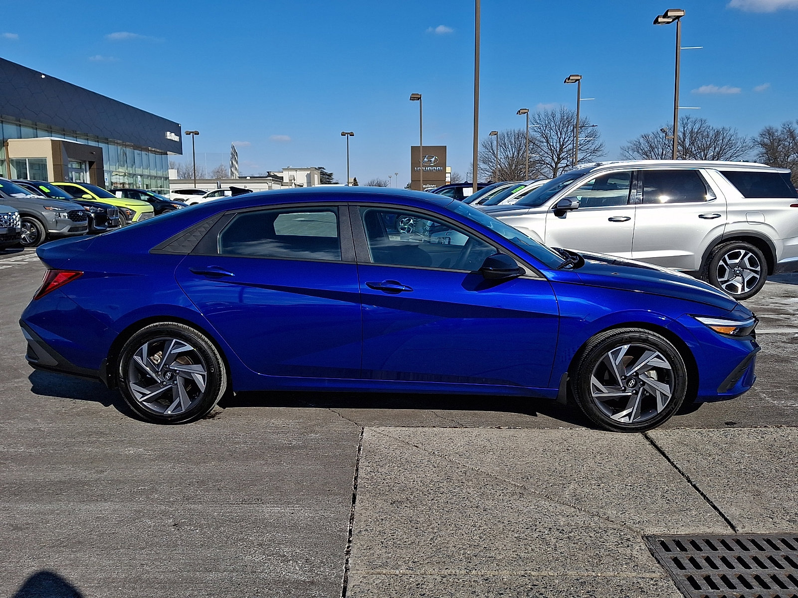 Certified 2025 Hyundai Elantra Sport image 7