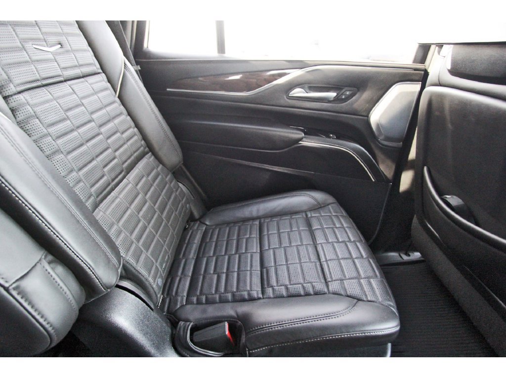 Certified 2024 Cadillac Escalade Sport Platinum w/ LPO, ONYX Package AWD/4WD image 11